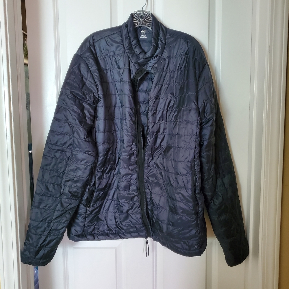 H & M sport‎ jacket. Size XL.
